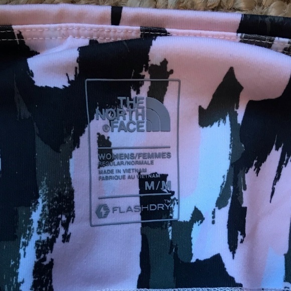 THE North Face workout leggings.  Size medium. - Picture 6 of 6